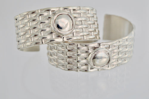 Ti Champers PicNic Cuff