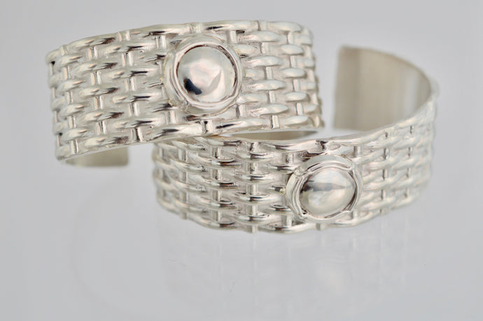 Ti Champers PicNic Cuff